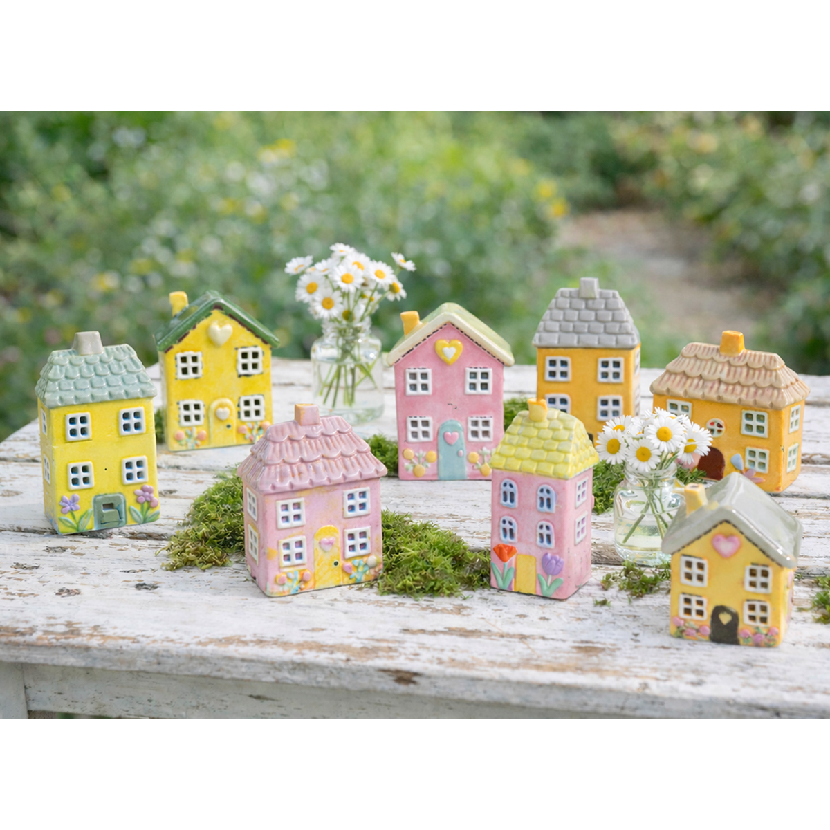 Windlicht Haus gelb, putziges Keramikhaus mit Blumen, 12cm