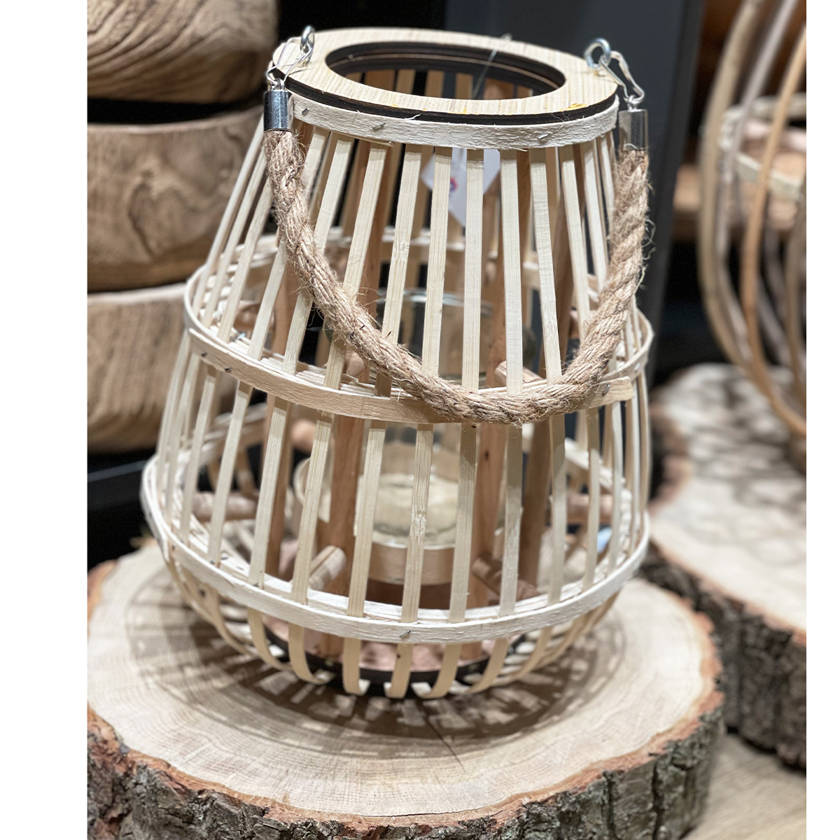 08380-1-1ryfFE6KypnKVpHaX41oUDm8M3l