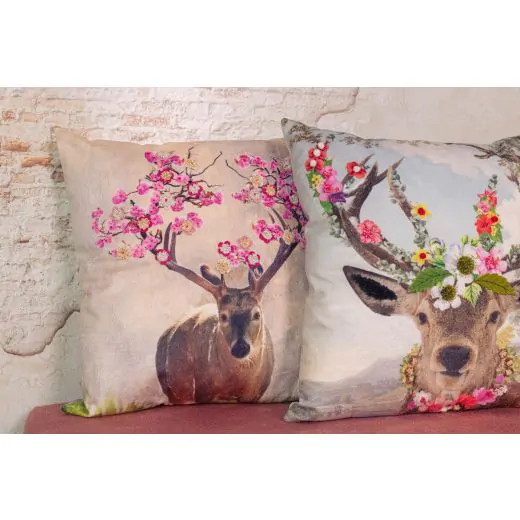 Deko Kissen Hirsch Fleury, Hirsch mit Blumengeweih und Blumenkranz, 45x45cm, Mars & More
