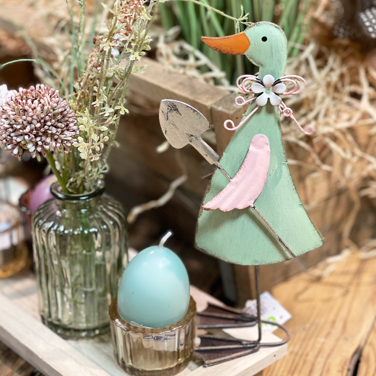 02131-1-3 Deko Ente mit Schaufel, grün, 20cm, Metall