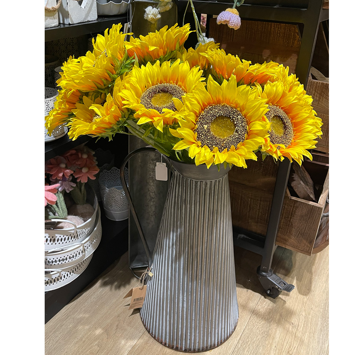 49657-528_01K36B8Y70J7XJ7HEDPSMZT9VSV6e00ad6P8m1W