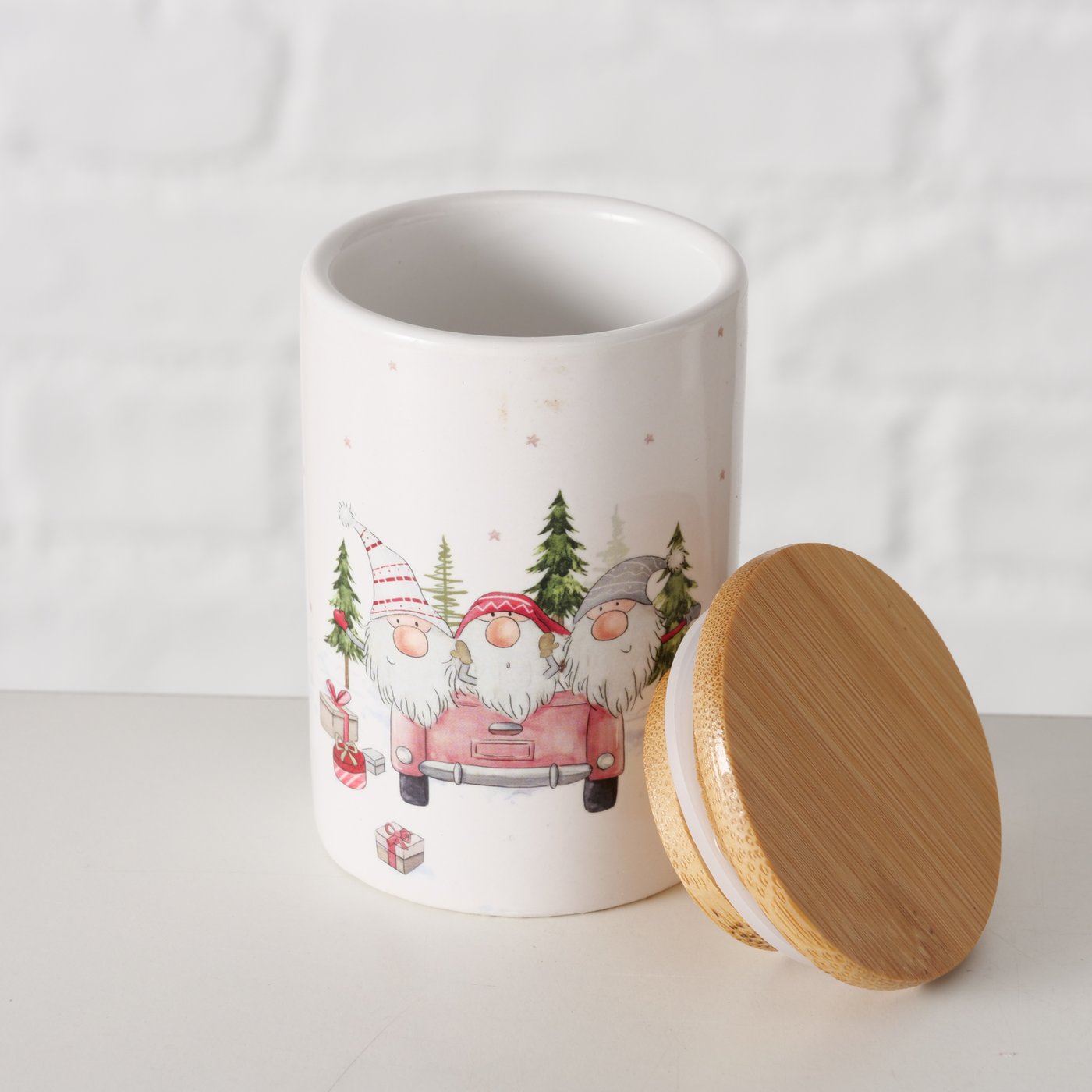 2049477_01J7G982GH2KR3WRBB6KEHVES0pRNfD0LCciRYV