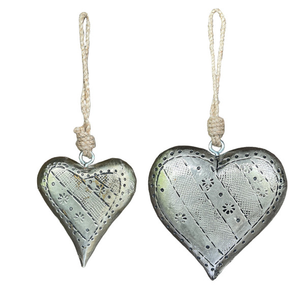 Holzherz Antiklook mit Metallüberzug und Verzierung, silber, spitz zulaufend